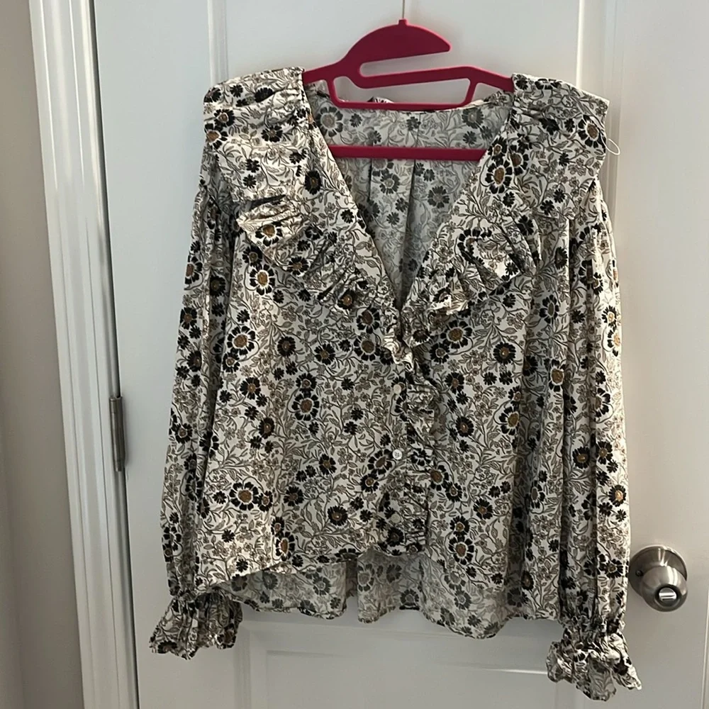 Zara button down ruffled cotton shirt. - Picture 8 of 15